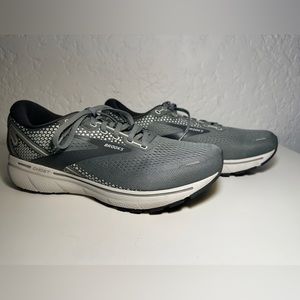 Brooks Ghost 14 Running Sneaker